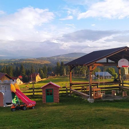 Vila Casuta Schiorului Mărişel Exteriér fotografie